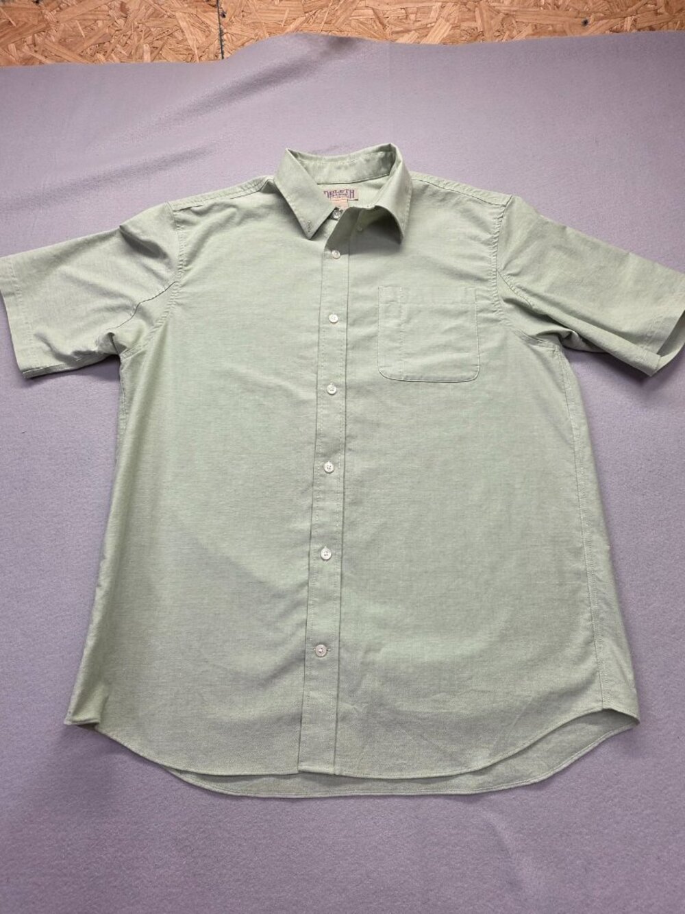 Duluth Trading Co Mens Large Short Sleeve Button Down Shirt Light Sage Green
